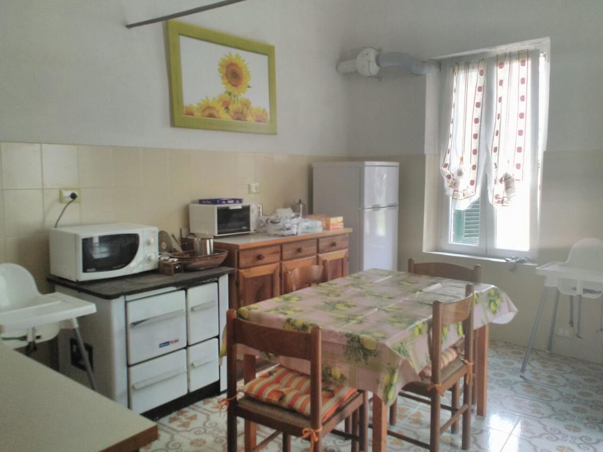 B&B Il Girasole Finale Ligure Εξωτερικό φωτογραφία